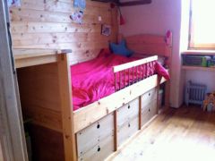 Une chambre en bois