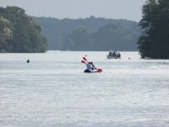 Pratique du canoë sur la riviere Erdre