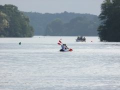 Pratique du canoë sur la riviere Erdre