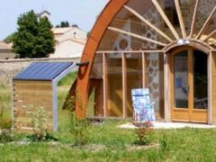 Chauffe-eau solaire autonome intégré