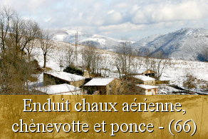 Chantier participatif Pyrénées-Orientales 66 Languedoc-Roussillon isolation intérieure enduit à base de chaux aérienne chènevotte et ponce - Canosmose