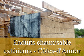 Chantier participatif Côtes d'Armor 22 Bretagne enduits maison paille