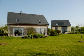 Maison écologique à vendre Dinan Côtes d'Armor 22 paille écohameau gîte